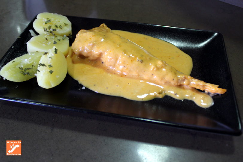 Cola de rape con salsa de pimienta en Vin'68
