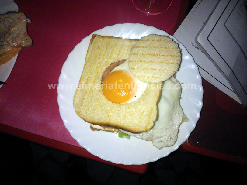 Padddock - Sandwich de la casa