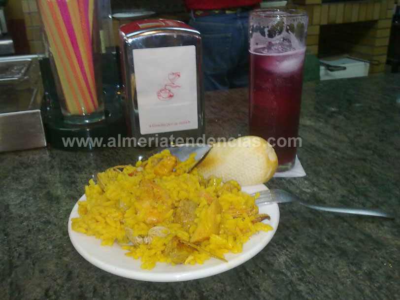 Arroz en bar Juan Rueda, Rioja (Almería)