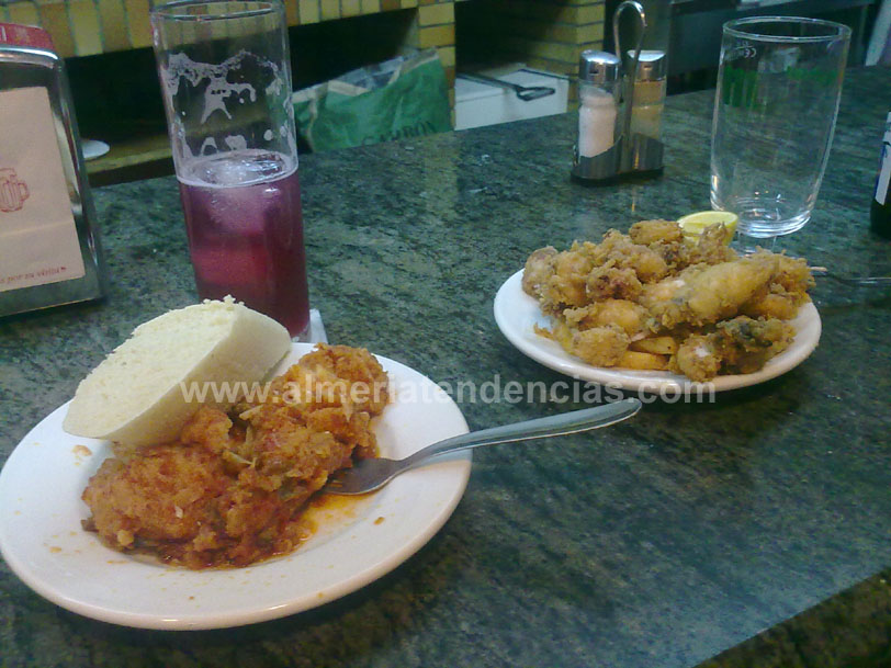 Tapas en bar Juan Rueda, Rioja (Almería)