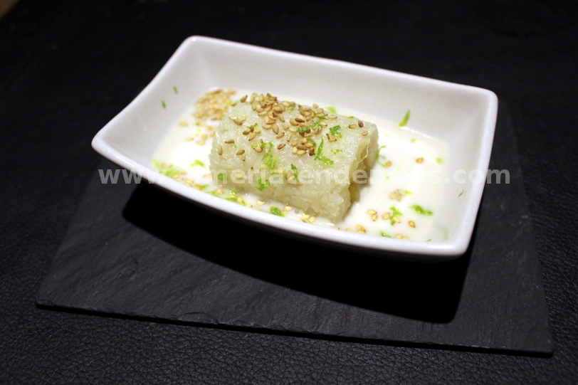 Falso sushi de arroz glutinoso relleno de mango, salsa de coco y lima - iván abril - bacus